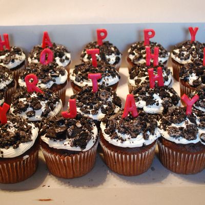 Dirty 30's Birthday Cupcakes