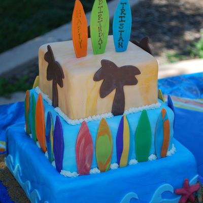 Surfing Cake