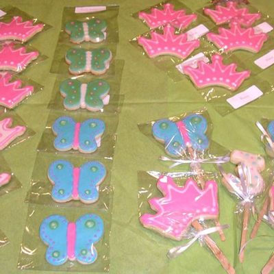 Crowns And Butterflies