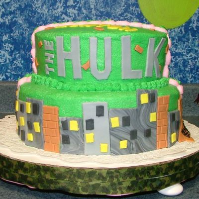 Hulk Side Of The Split Cake