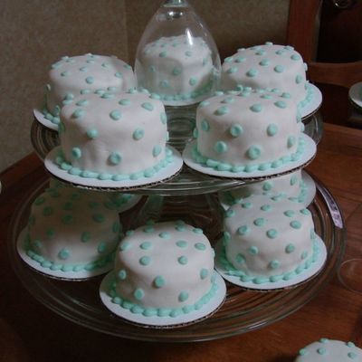 Baby Shower Mini Cakes