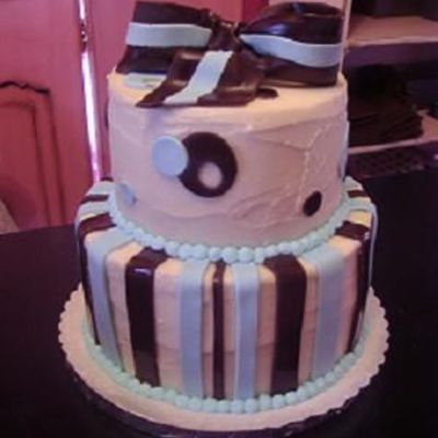 Brown And Blue Bow Cake