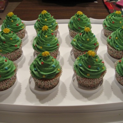 Christmas Tree Cupcakes
