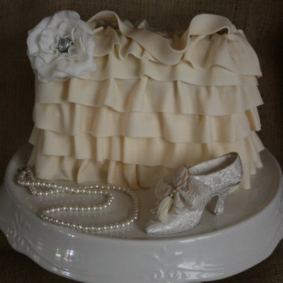 Ruffle Purse Cake