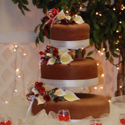 Brown And Roses And Callas