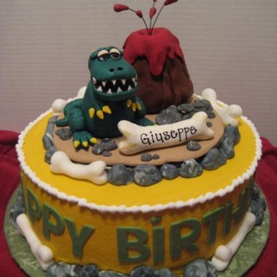 Giuseppe's Roaring T-Rex Cake
