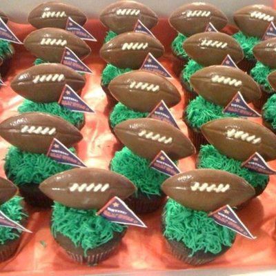 Football Cupcakes