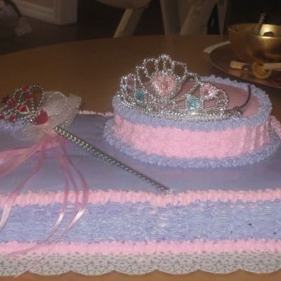 Tiara Cake