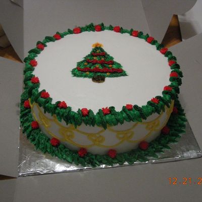 Cake With Christmas Tree