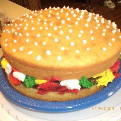 Hamburger Cake