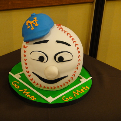 Mr. Mets Grooms Cake