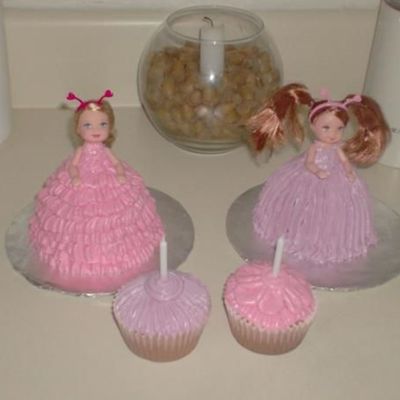 Kelly Doll Cake