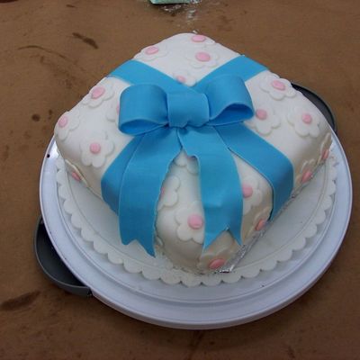 1St Fondant Cake