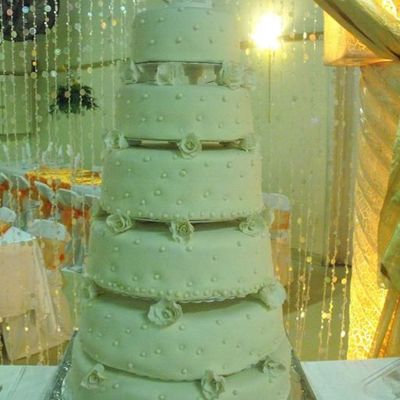 Fondant Wedding Round