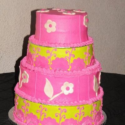 Buttercream Round Quinceanera