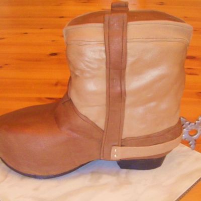 3D Cowboy Boot Grooms Cake