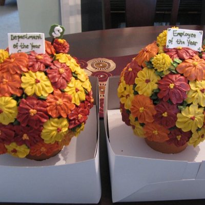 Fall Colored Cupcake Bouquets