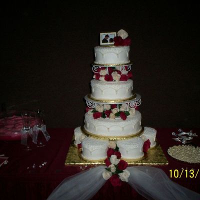 1St Paid Wedding Cake