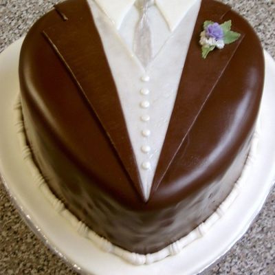 Tuxedo Groom's Cake