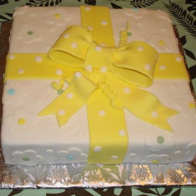Yellow Bow Cake