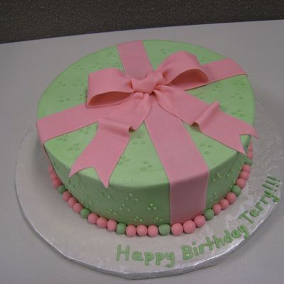 Green & Pink Cake