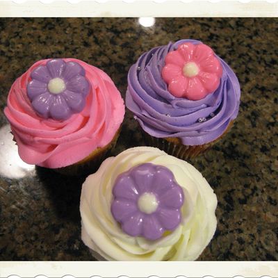 White Cupcakes With Chocolate Flower