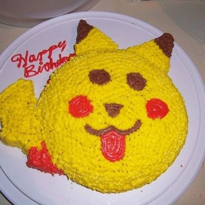 Pokemon Pikachu Cake