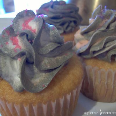 Peanut Butter & Jelly Cupcakes