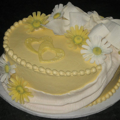 Daisy Shower Cake