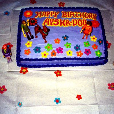 Girls Scooby Doo Cake