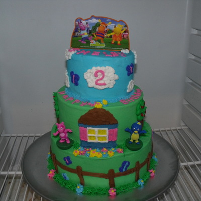 Backyardigans Cake