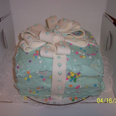 Gift Box Cake
