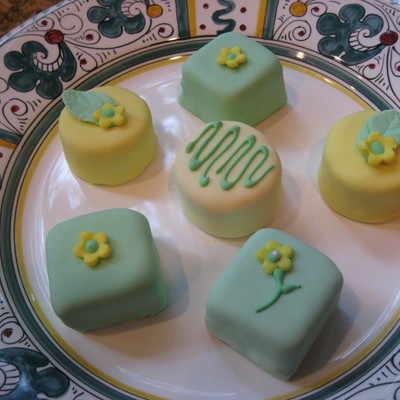 Rolled Fondant-Covered Petit Fours