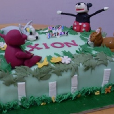Cartoon Characters Birthday Cake.