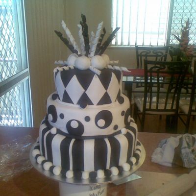 Black And White 30Th Cake...