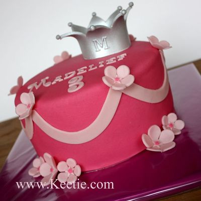Sweet Royal & Simple
