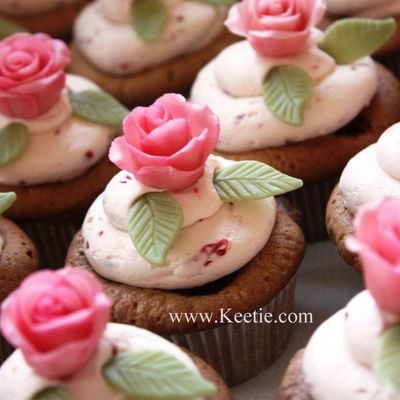 Cupcakes For An English High Tea