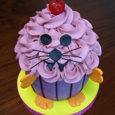 Speedy Cupcake Troll