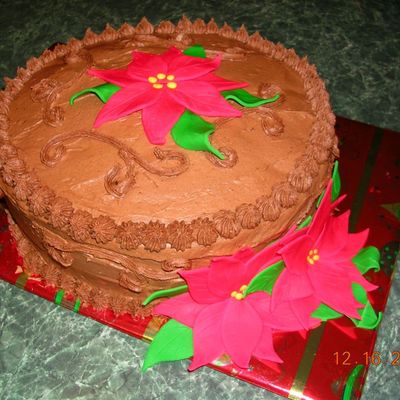 Poinsetta Cake