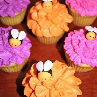 Bees And Cupcakes
