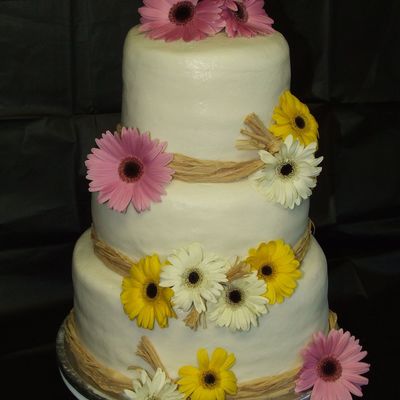 Daisy Wedding Cake