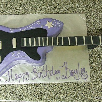 Guitar Cake