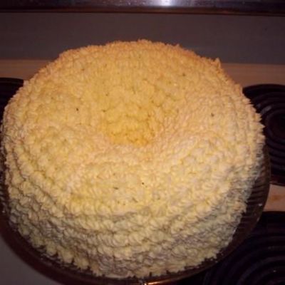 Lemon Cake With Buttercream Icing