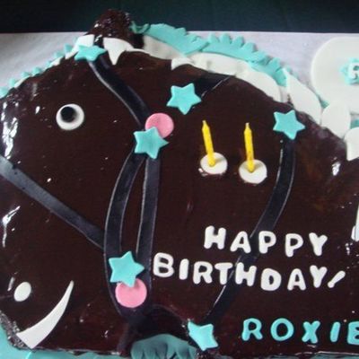 Roxie's Horse Cake