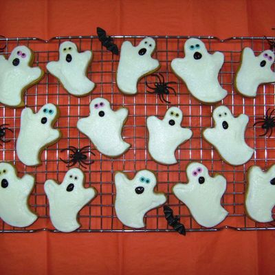Happy Ghosts