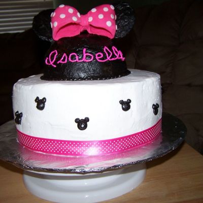 Minnie Mouse Cake