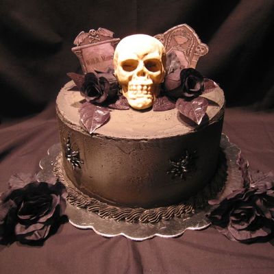 Skull And Roses