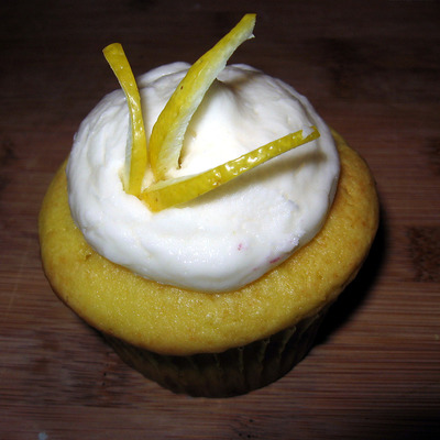 Lemon Cupcake With Filling