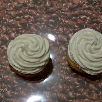 Orange Cupcake W/ French Vanilla Mock Bettercreme