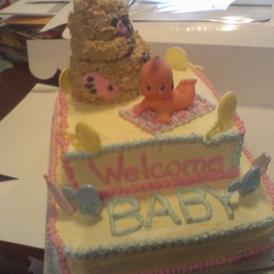 Baby Shower Cake With Teddy Bear